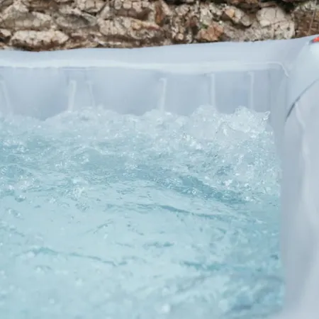 The Champenoise Jacuzzi - Vineyard Verzenay